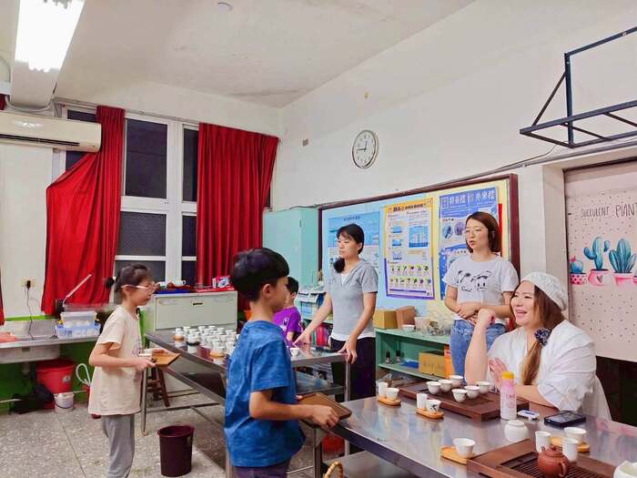 從泡茶禮儀到茶席展演，奠定扎實基礎